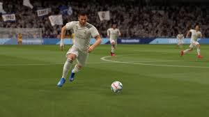 Nach schwachen mannschaften in den vergangenen wochen kann sich die aktuelle auswahl endlich wieder. Fifa 20 Team Of The Week 27 Totw Returns With Karim Benzema Kevin De Bruyne