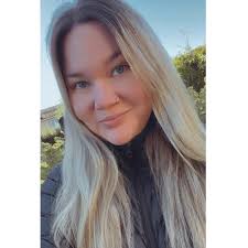 She Says Her Grandmother Is Convinced That She's Engaged to 'Post Malone'