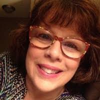 Laurie Heck's Instagram, Twitter & Facebook