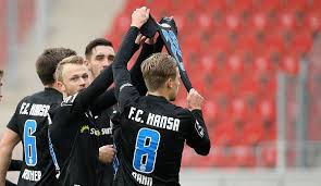 Hansa rostock fans throw fish. 3 Liga Fsv Zwickau Gegen Hansa Rostock Im Liveticker Zum Nachlesen