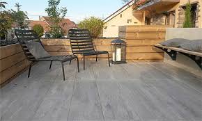 Pour carreler votre maison, différents types de carrelages existent. Un Carrelage Exterieur De Grande Qualite Pour Votre Terrasse