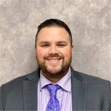 It's cold but the answer is still not in the office, so I am outside! S/O  to Sarah Fenton who OFFICIALLY taught her 1st class this week, and Courtney  Bernardini locking down