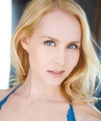 Christine Scharf, Performer