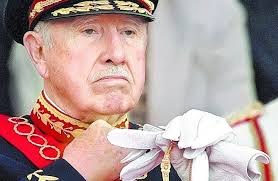 La justicia chilena incauta más de tres millones de dólares de la familia  de Augusto Pinochet
