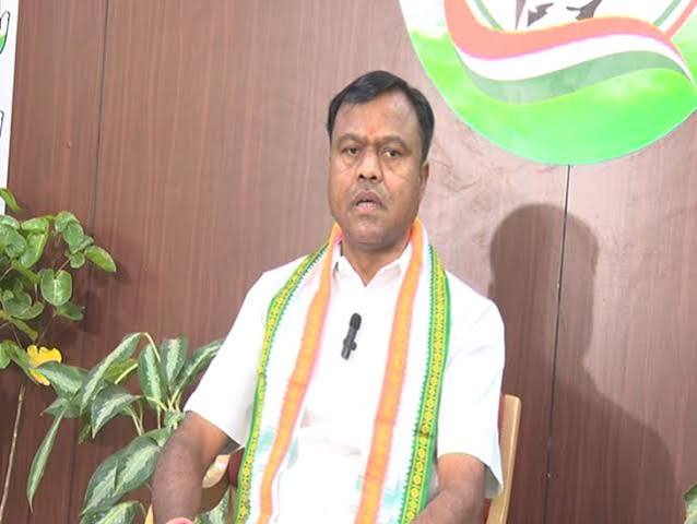 Chhattisgarh Congress Meeting Fight Video; Subodh Haritwal Vs Rajesh Pandey