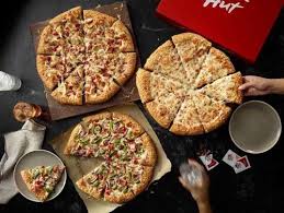 New Garlic Parmesan Pizzas From Pizza Hut Savoury Food Parmesan Pizza Recipes