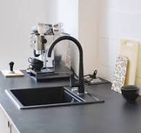 Arbeitsplatten aller Materialien bei Team 1 interior Berlin