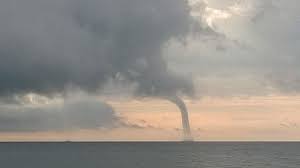 Waterspout Spotted On Lake St Clair Photos Cbs Detroit Saint Clair Lake Michigan