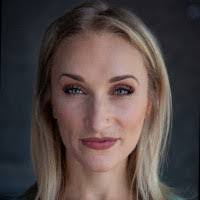 Mandy Corbett's Instagram, Twitter & Facebook