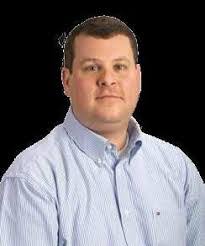 Derek Lemons's Instagram, Twitter & Facebook