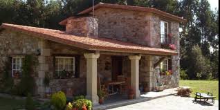 Yapımında kullanılan taşların sağladığı doğal yalıtım sayesinde ısı yalıtımına gerek duyulmayan. Tas Ev Nasil Yapilir