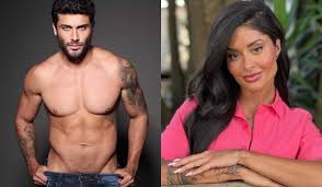 Vídeo: Influenciadora digital recebe críticas por roupa escolhida durante  ação social