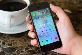 Apple Asks Iphone 5 Users To Update To Ios 10 3 4 By November 3 To Continue Using Icloud App Store