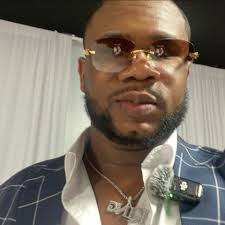 Club Annex: #DetroitPolice 3rd Precinct at The Annex with several females  tearing into each other, big fight according to dispatch audio. Multiple  units responding. Downtown #Detroit. Officers report the fight is over,