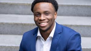 Rutgers-Newark Students Greet Vice President Harris at Newark Airport