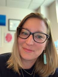 Beatrice Pfaff's Instagram, Twitter & Facebook