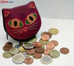 Salariul minim diferențiat pentru studii superioare, pentru cei care au o vechime de cel puțin un an în domeniul studiilor respective, a fost introdus în 2019 și are un cuantum de 2.350 de lei. Nu Toti Angajatii Cu Studii Superioare Primesc De La 1 Ianuarie Un Salariu Minim De 2 350 De Lei Ce Conditii Trebuie Sa Indeplineasca Mobile