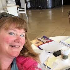 Miranda Topping's Instagram, Twitter & Facebook