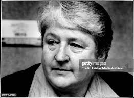 37 Dawn Rowe Photos & High Res Pictures