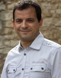 Yannis Suire, pour « L'Estuaire de la Gironde, Bordeaux et le Bordelais  vers 1700 » et l'édition critique des cartes, plans et mémoires de Claude  Masse