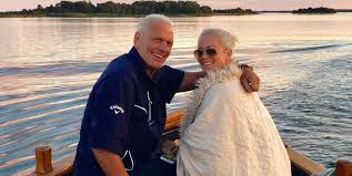 Frank andersson made money by actors niche. Frank Andersson Forlovad Med Gabrielle Stoppa Pressarna Kandisar Kandisnytt Hant Extra Se Hor Noje