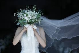 幸せを呼ぶオリーブを結婚式に ペーパーアイテムに使えるテンプレートを無料配布中 arch daysペーパーアイテム 席札 無料テンプレート 装飾 wedding arch days オープニングムービー 結婚式 ブーケ 結婚式 演出 オシャレ