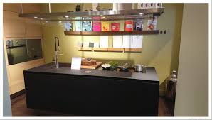 The programme that integrates the solutions and technology of the present, with the forms and materials of the past. Arclinea Paris Posts Facebook