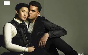 Tim Yap Y Javi Martinez Viven Su Amor En Todos Los Colores Para Tatler Filipinas En 2020 Salio Del Armario Amor Decir Te Quiero