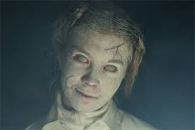 This look is mainly just the ridiculously pretty makeup (hello, shimmery golden eyes) that gal gadot has in wonder woman, so you can wear it to work during the day, then slip on your golden headband at. Farbige Kontaktlinsen Schminktopf