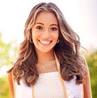 Danielle Keeling's Instagram, Twitter & Facebook