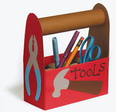 Caixa De Ferramentas Para O Dia Dos Pais Recycle Cardboard Tubes And A Cereal Box To Make This Toolbox Use It To Lembrancinha Dia Dos Pais Ferramentas De Brinquedo