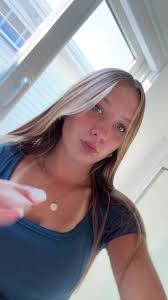 Layla Mooney's Instagram, Twitter & Facebook