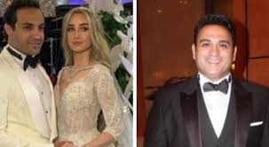 قال الفنان اكرم حسني ، إن أول مرة رأى فيها زوجته كانت في السوبر ماركت ومن شكلها أعجب بها وبعدها أرسل شقيقته لوالدتها لسؤالها إن كانت مخطوبة أم لا. Ø¨Ø§Ù„ÙÙŠØ¯ÙŠÙˆ Ø£ÙƒØ±Ù… Ø­Ø³Ù†ÙŠ ÙŠÙ‡Ø¯ÙŠ Ø£Ø­Ù…Ø¯ ÙÙ‡Ù…ÙŠ Ø£ØºÙ†ÙŠØ© Ø¹Ù„Ù‰ Ø·Ø±ÙŠÙ‚Ø© Ø±ÙŠØ­ Ø§Ù„Ù…Ø¯Ø§Ù… ÙˆÙƒØ§Ù„Ø© Ø®Ø¨Ø± Ø§Ù„ÙÙ„Ø³Ø·ÙŠÙ†ÙŠØ© Ù„Ù„ØµØ­Ø§ÙØ©