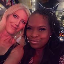 Whether a long-time fan of Beverly Cleary or a newcomer to her  award-winning books for children, this eight-book box set of the complete  Ramona Quimby series will be a perfect addition to