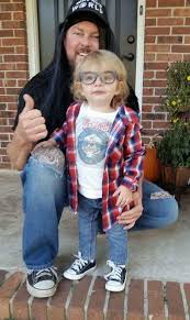 14 Awesome Halloween Costumes For Kids With Glasses Huffpost Halloween Costumes For Kids Halloween Costumes For Girls Cool Halloween Costumes