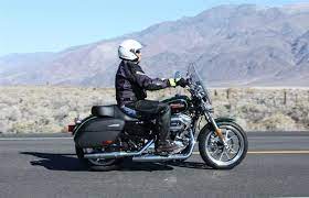 Review 2016 Harley Davidson Sportster Superlow 1200t Harley Davidson Sportster Harley Davidson Harley Davidson Museum