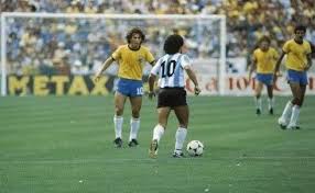 About press copyright contact us creators advertise developers terms privacy policy & safety how youtube works test new features press copyright contact us creators. Diego Maradona Vs Zico Argentina N 10 Vs Brazil N 10 Selecao Brasileira 1982 Selecao Brasileira De Futebol Lendas Do Futebol