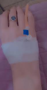 Melansir dari wikihow, tradisi pemakaian cincin tunangan ini populer di negara seperti rusia, yunani, dan kolombia.namun, mengenakan cincin tunangan di tangan kanan ini nggak berarti mencerminkan budaya negara tersebut, bela. 27 Hospital Ideas In 2021 Emotional Photography Hospital Photography Cool Girl Pictures