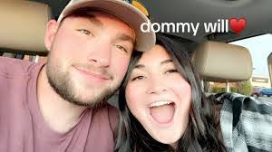 Alex Foley's Instagram, Twitter & Facebook