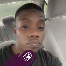 Monica with you ? Monica a dozen roses 🌹?