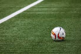 Controlează echiipa ta de fotbal înscrie golul împotriva echipei oponente. PercheziÈ›ii Intr Un Dosar De Trucare A Unor Meciuri De Fotbal Din Liga A 2 A Surse AcÈ›iunea VizeazÄƒ Echipa Dacia Unirea FotbaliÈ™tii Pierdeau Ca SÄƒ CaÈ™tige La Pariuri Dar Au Fost