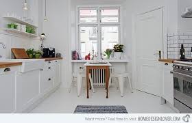 15 Small Kitchen Tables In Different Kitchen Settings Home Design Lover Kuchen Design Kuchen Layouts Kleine Wohnung Kuche