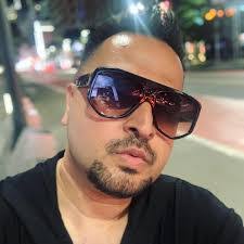 Alicia Trim's Instagram, Twitter & Facebook