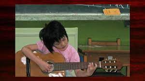 吉他詩人 施夢濤老師 古典吉他教學 古典吉他教學54讓我們抱一把美麗吉他繼續思考和學習 多少流浪和奇幻旅程超過二十萬公里 橫跨半世紀披星 music instruments guitar instruments