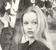 Elena Popova: biyografi ak lavi pèsonèl nan aktris a