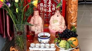 Vào ngày vía thần tài, mùng 10 tết âm lịch gia chủ cần sắm sửa bày biện những lễ vật sau đây để cúng lấy vía thần tài cầu lộc lá cả năm: W8emalfigd Htm