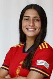 Alba Cano's Instagram, Twitter & Facebook