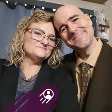 Love & Relationship Quotes is with Ara Voermans Suwardjo.