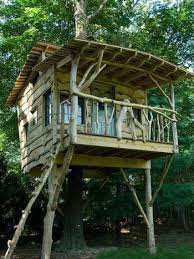 Like The Use Of Natural Materials Tree House Diy Cool Tree Houses Beautiful Tree Houses