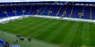 Картинки по запросу "мало зрителей на стадионе фото"